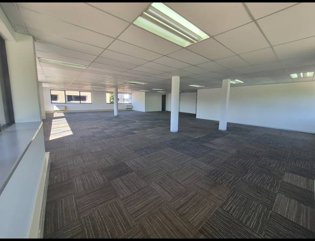 883M² OFFICE TO LET IN MORNINGSIDE